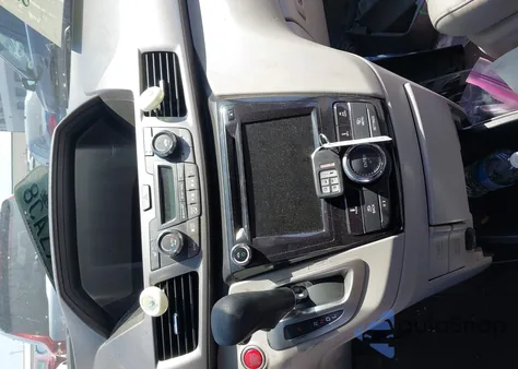 2016 Honda Odyssey Ex-L из США, поврежденный, VIN 5FNRL5H64GB035821